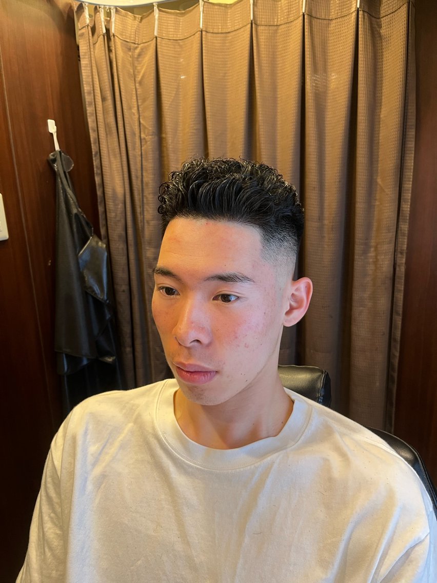 パーマ メンズ ヒロ銀座川崎 志田健介のヘアスタイル