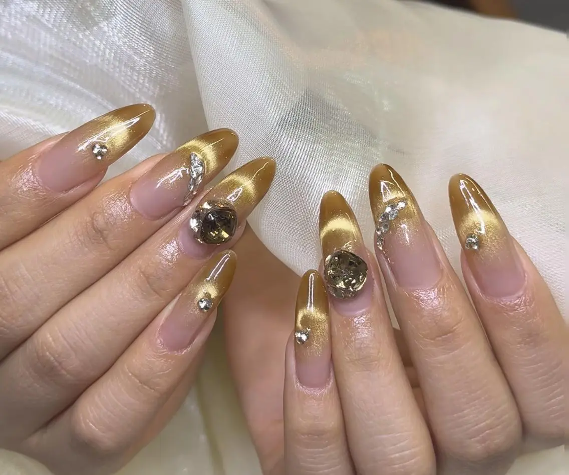 ネイル ハンドネイル 🎀 Ayaka_nailのネイルデザイン
