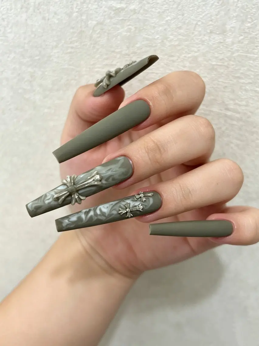 ネイル ハンドネイル VELA ネイルサロンのネイルデザイン