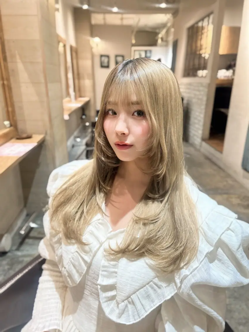 ロング カラー グレージュ ミルクティーグレージュ 髪質改善 韓国風ヘア レイヤーカット カット ヘアカラー トリートメント 店長✨髪質改善✖️ 透明感カラー／純大のヘアスタイル