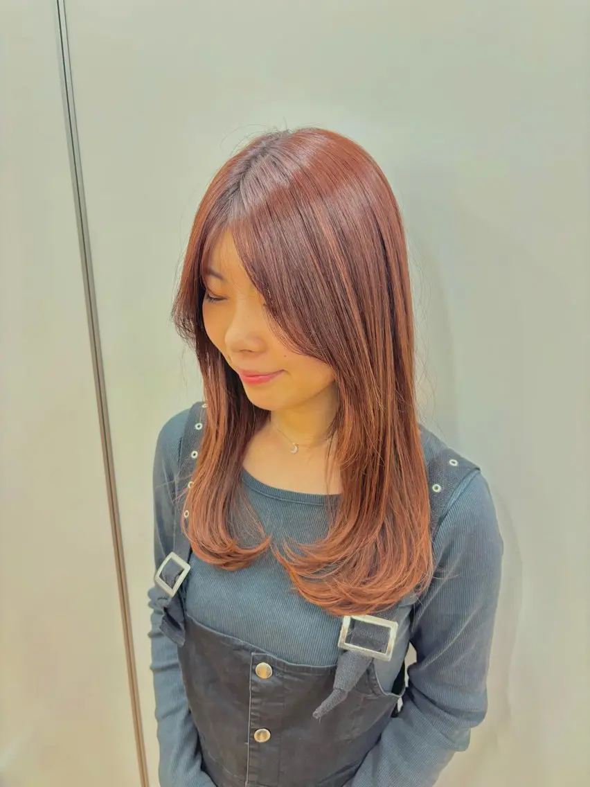 ロング カラー ブリーチ ハイライトカラー オレンジ オレンジレッド レッドカラー 大阪梅田/レイヤー/ ハイライト/yuuのヘアスタイル