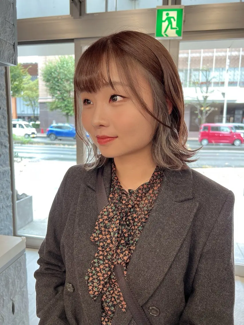 ミディアム カラー たかはし まいのヘアスタイル