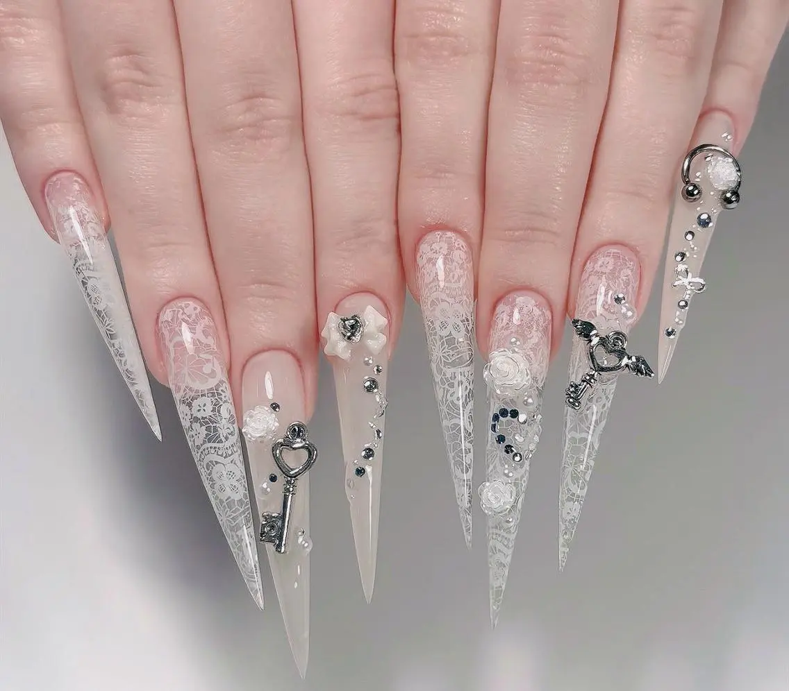 ネイル オーロラネイル 成人式 フレンチネイル グラデーション ハロウィン ハンドネイル H.baby Nail Salonのネイルデザイン
