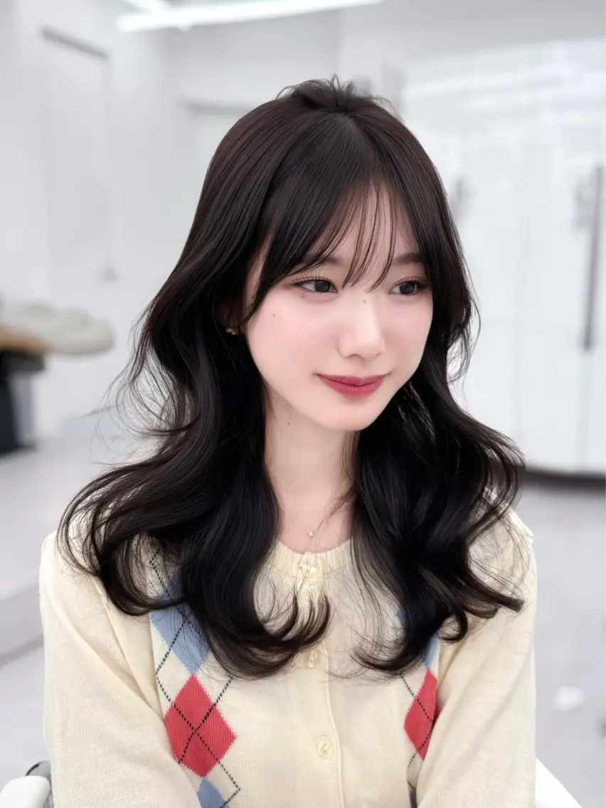ロング カラー カット ヘアカラー トリートメント 韓国ガーリーヘア🎀 Sayaka🤍のヘアスタイル