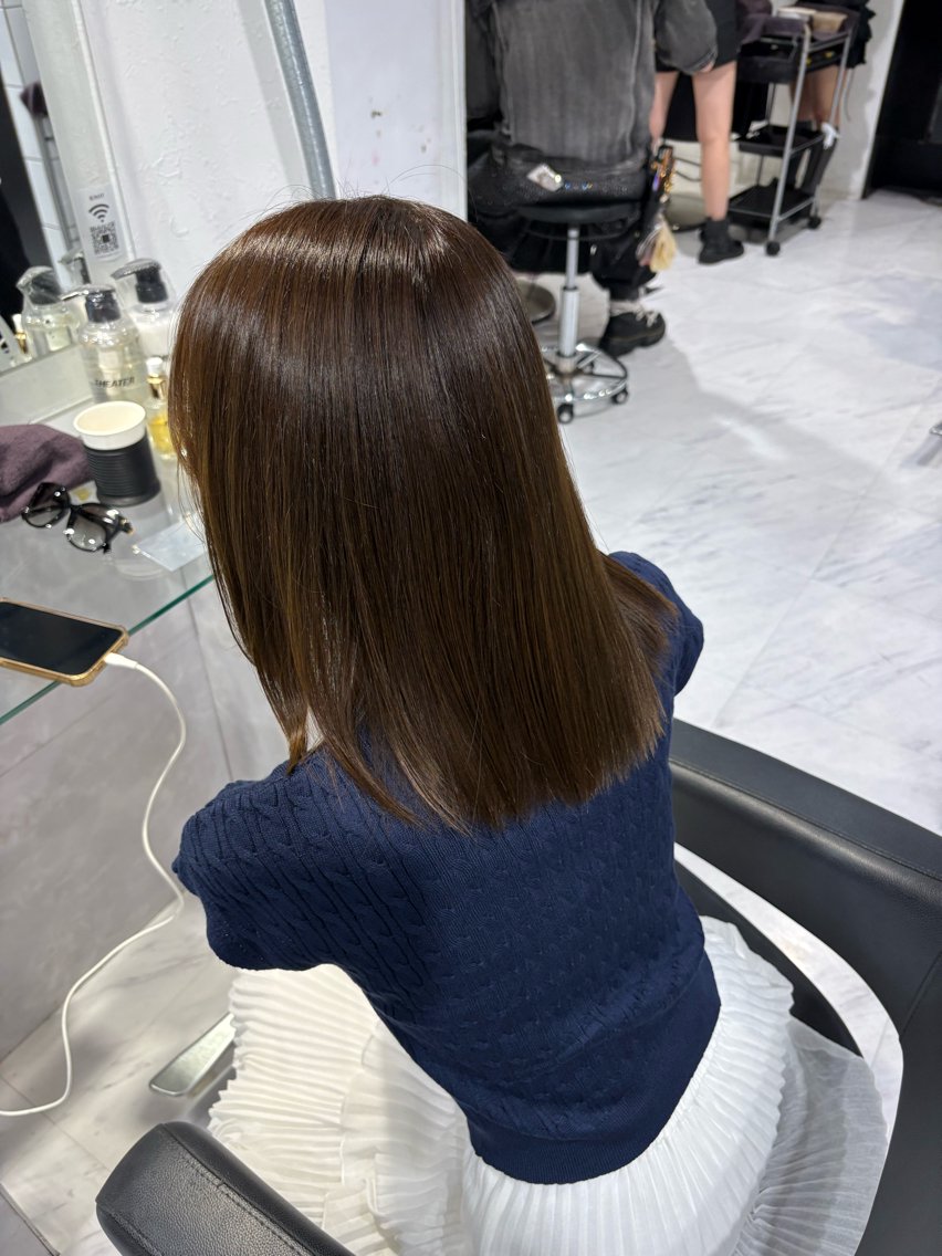 ミディアム カラー ヘアカラー トリートメント うる艶透明感カラー HINANO🩶のヘアスタイル