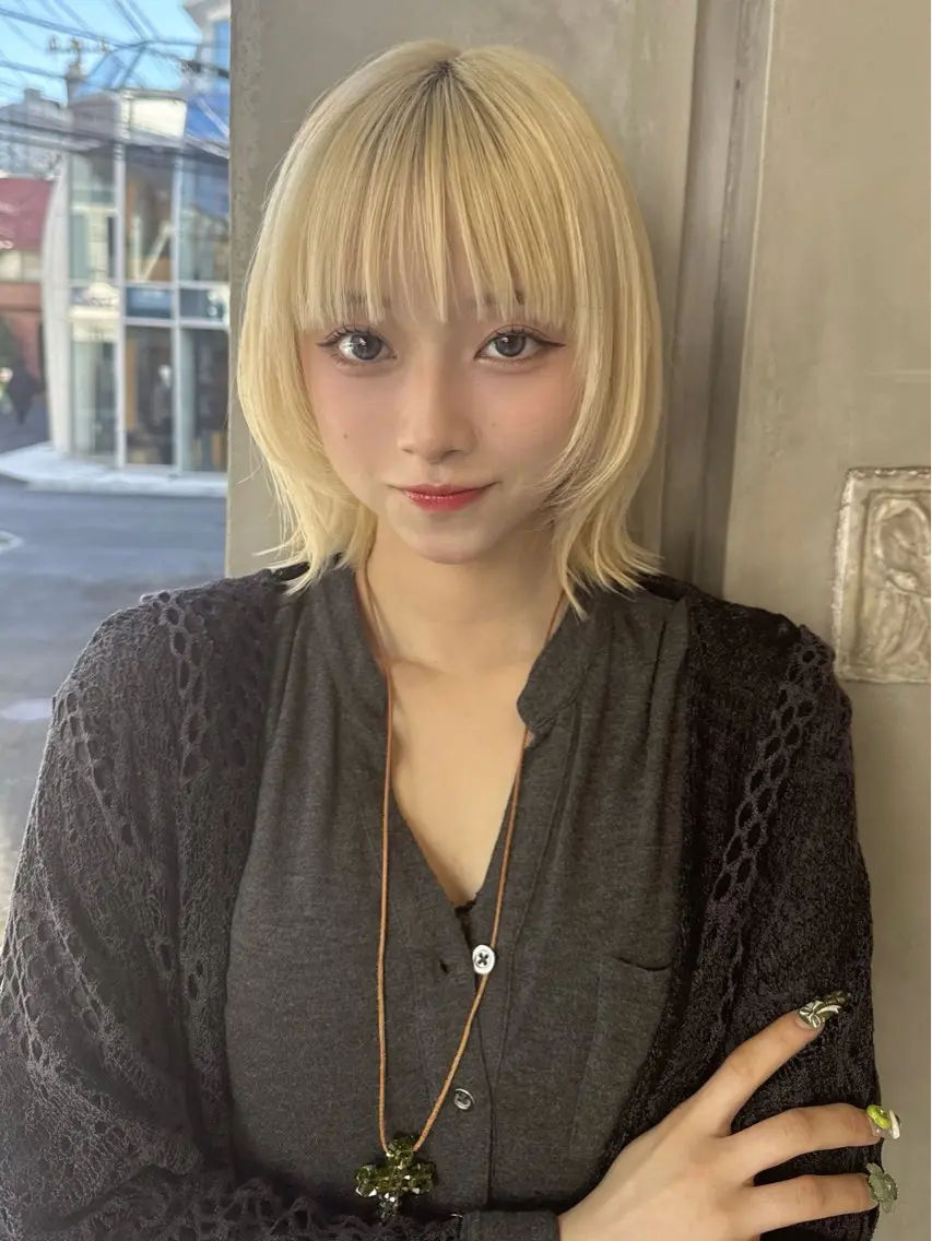 ショート カラー ブリーチ ブロンド 透明感カラー ハイトーンカラー 外国人風カラー カット ヘアカラー 💎透明感カラー特化 💎TAISEIのヘアスタイル