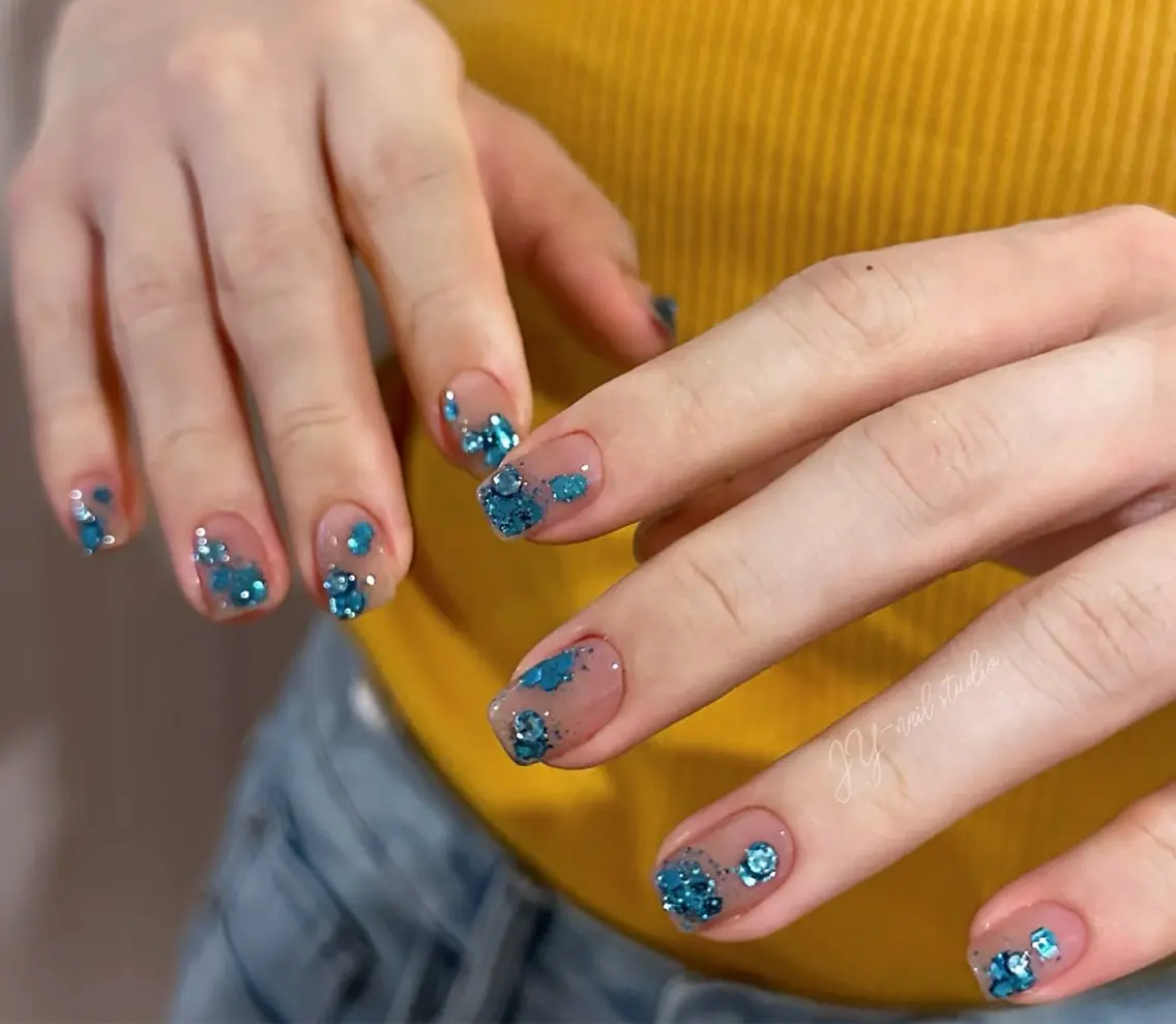 ネイル アートネイル オーロラネイル チークネイル フレンチネイル ガラスフレンチ 🎀🎀YooLi Nail Salonのネイルデザイン