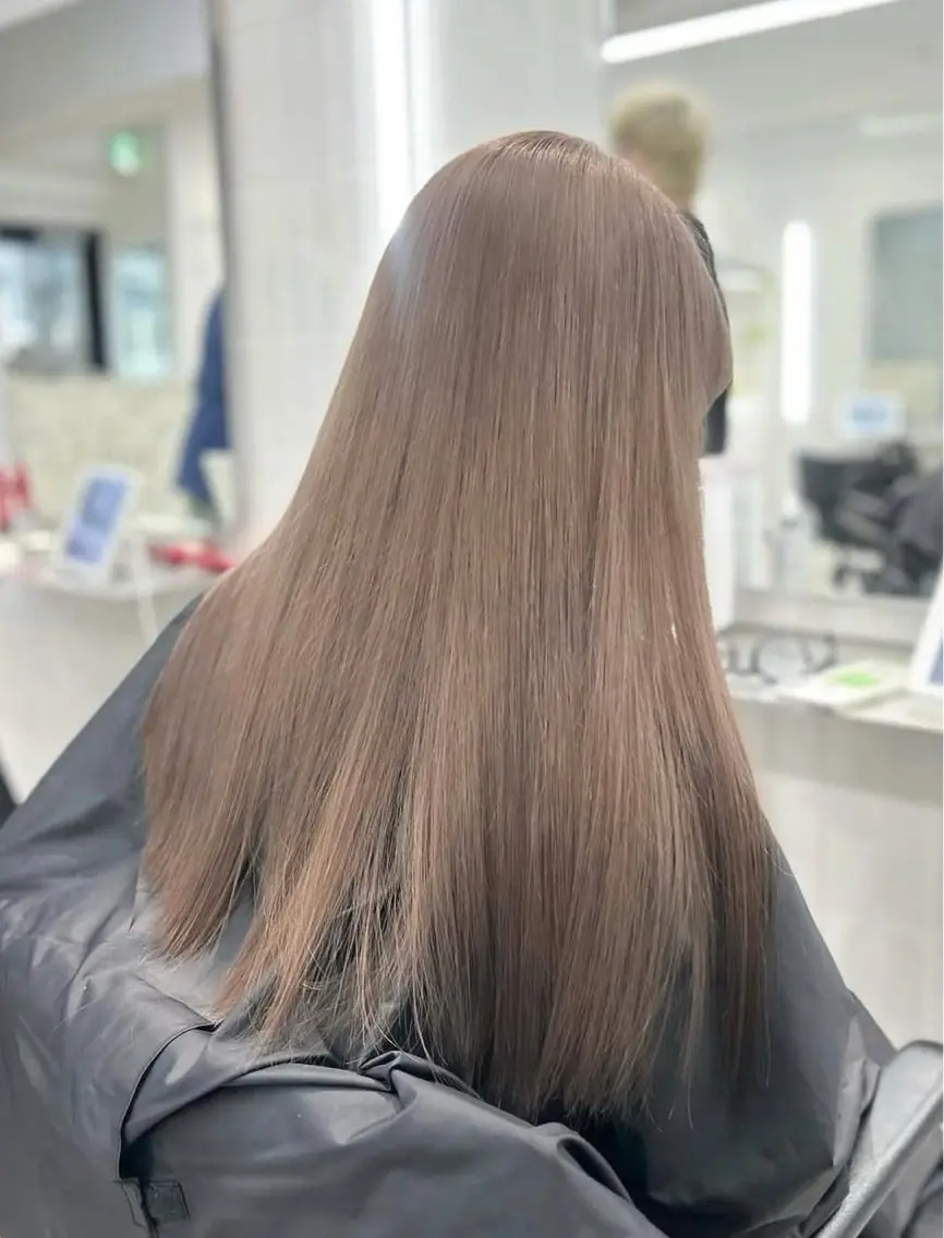 ロング ヘアカラー sera 🎀ベージュのヘアスタイル