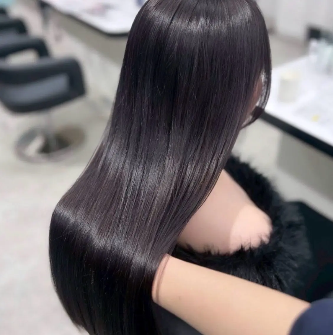 セミロング カラー ⋆✮⋆.透明感カラー sana🧚‍♂️のヘアスタイル