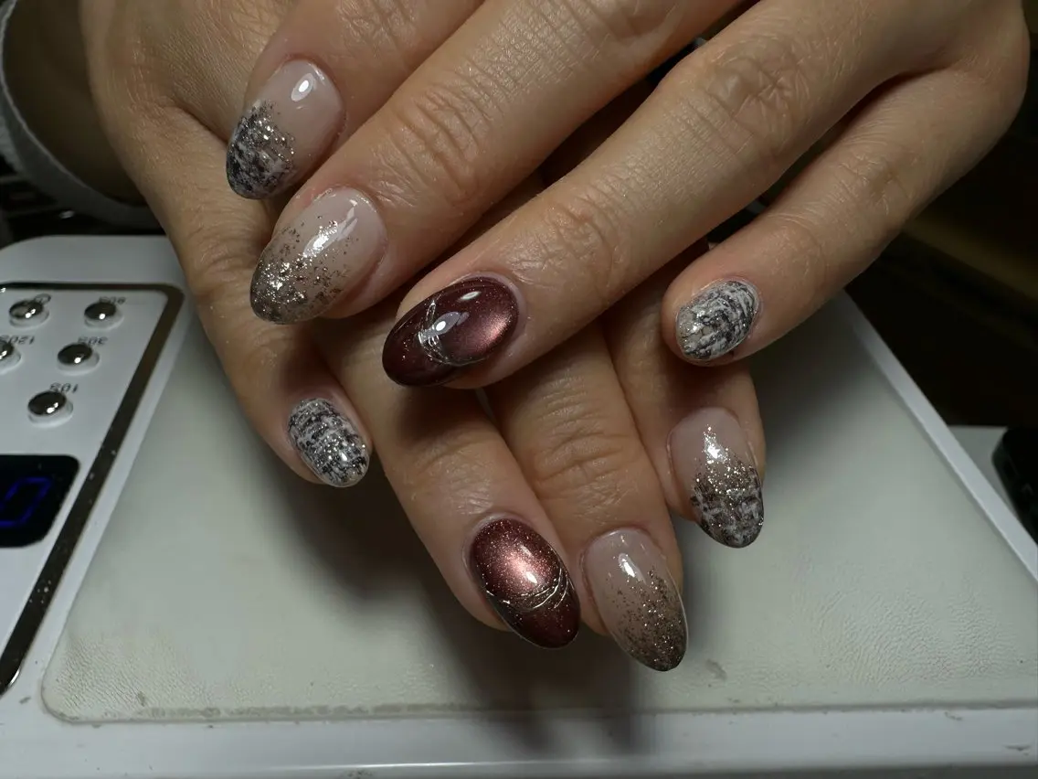 ネイル ハンドネイル NAIL CIRCLESのネイルデザイン