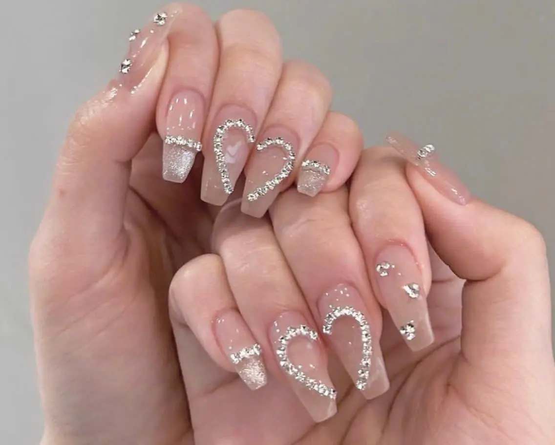 ネイル オーロラネイル フレンチネイル ジェルネイル ハロウィン キラキラネイル ハンドネイル H.baby Nail Salonのネイルデザイン