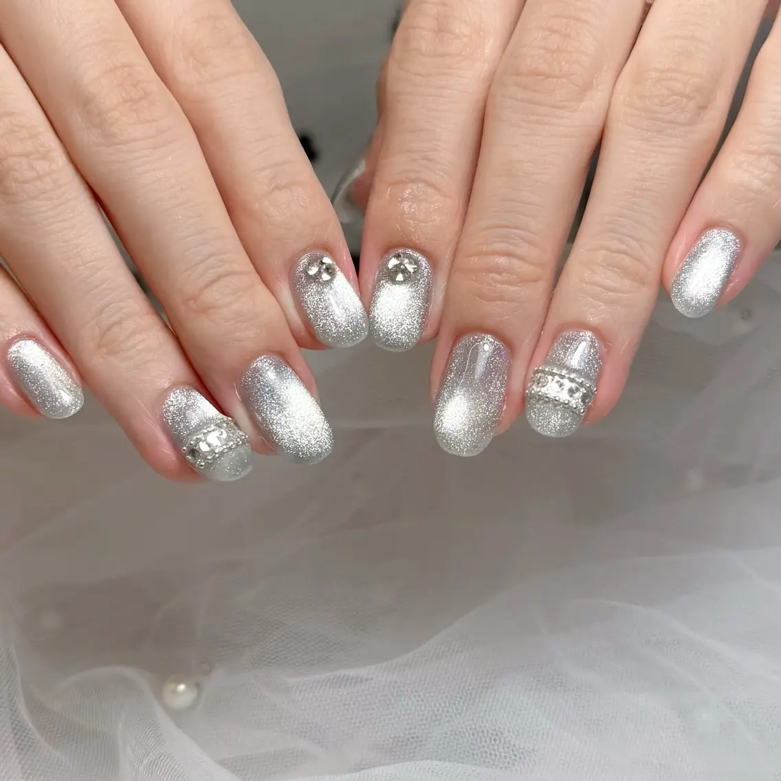 ネイル キラキラネイル ハンドネイル mau🩵 堺筋本町nailのネイルデザイン