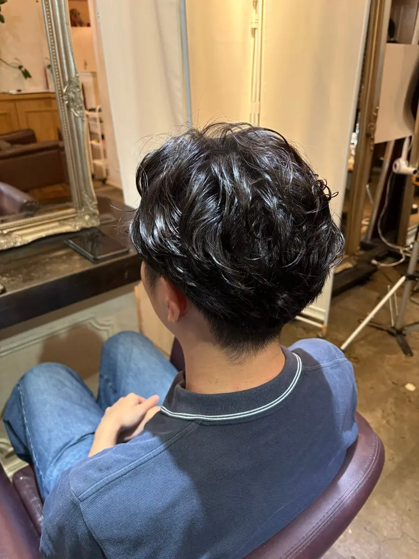 パーマ レイヤー/似合わせ カラー　大川 結羽のヘアスタイル