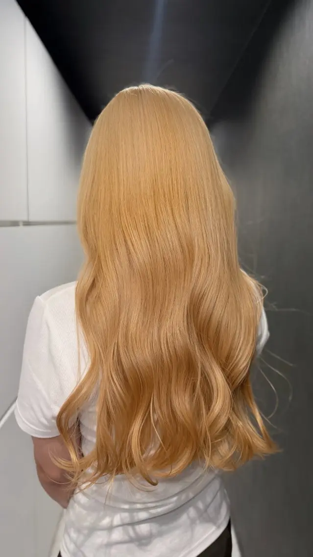 カラー 抜きっぱなしブロンド ヘアカラー 伏見/Le Riow SUMIREのヘアスタイル