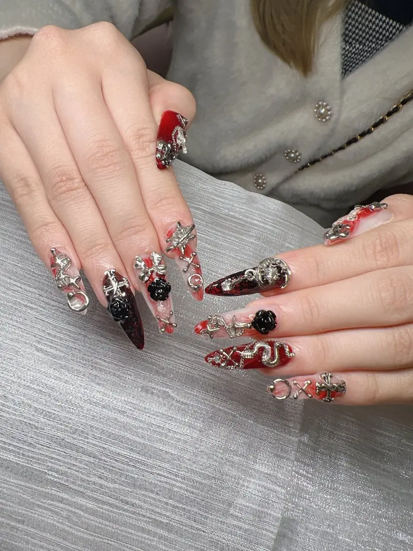 ネイル オーロラネイル チークネイル 長さ出し フットネイル フレンチネイル ハンドネイル Lee Nailsのネイルデザイン