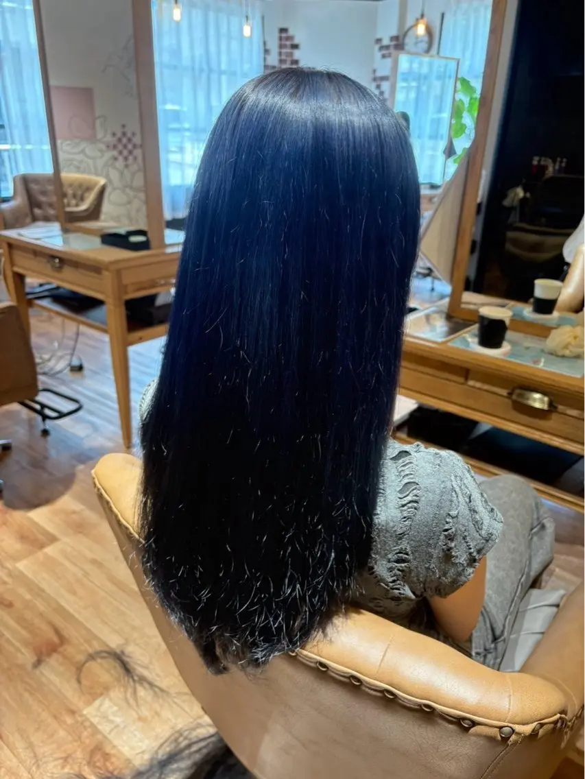 ロング 西村 雪菜のヘアスタイル