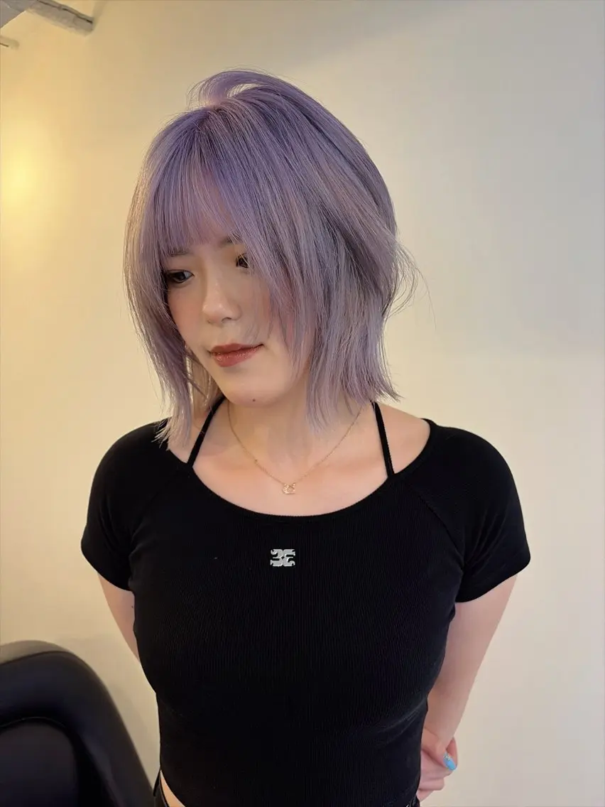ショート カラー ブリーチ 綺星 ハイトーン/デザインのヘアスタイル
