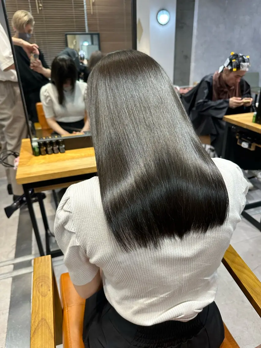ロング カラー 髪質改善 10月限定モニター 髪質改善美髪矯正のヘアスタイル