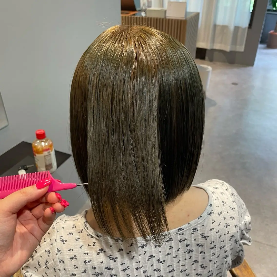 ショート Mimi🎀ブリーチ なし透明感 Ｗカラーのヘアスタイル