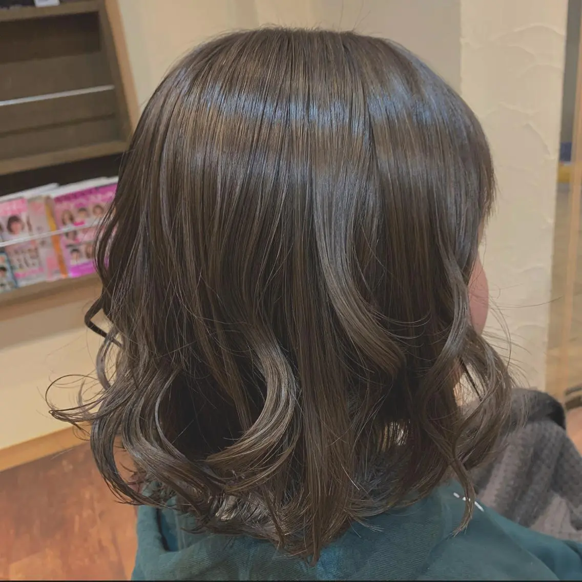 ショート カラー mizuho .のヘアスタイル