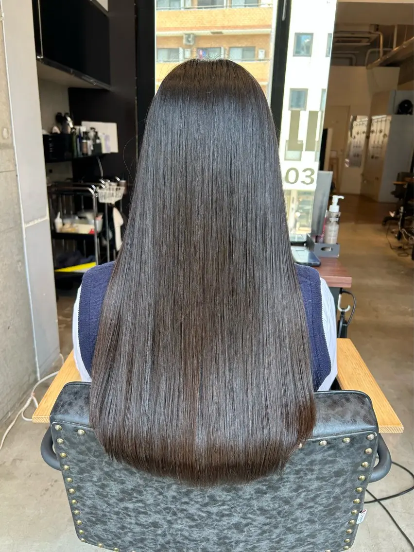 ロング 小石川 沙和奈のヘアスタイル