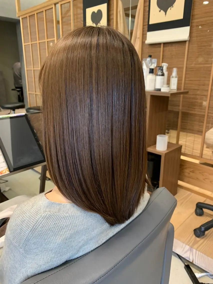 ミディアム カット ヘアカラー トリートメント ヘッドスパ 小島 千春のヘアスタイル