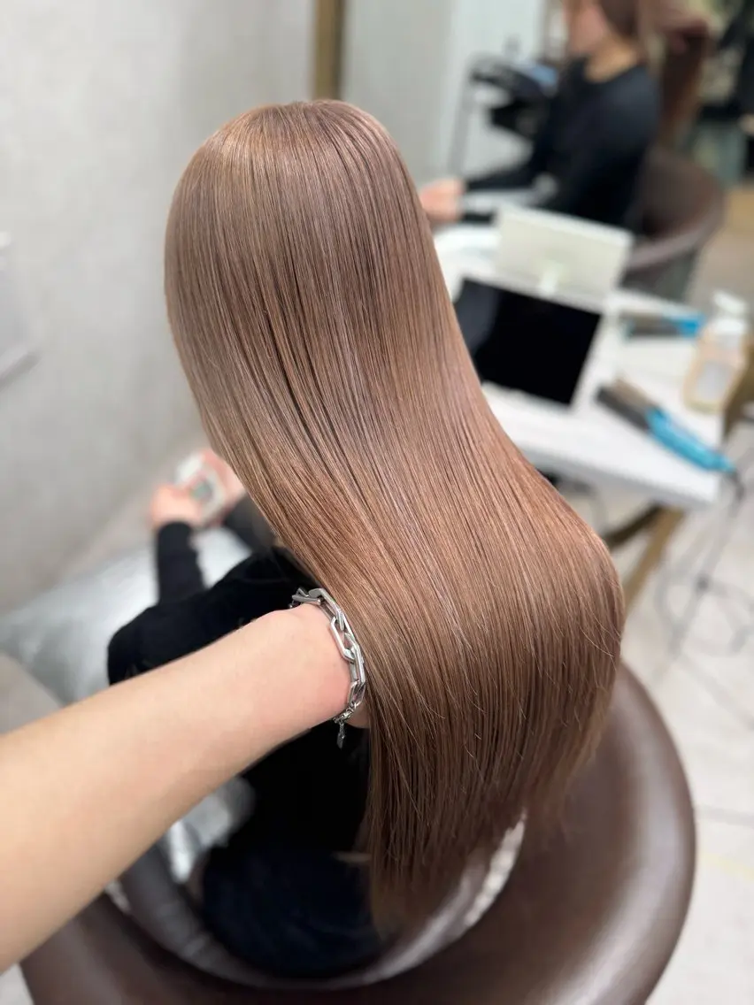 ロング ヘアカラー 璃 音のヘアスタイル