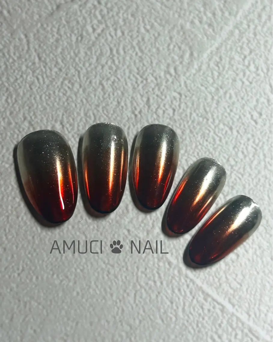 ネイル ミラーネイル 赤色 シルバー ハンドネイル AMUCI NAIL Shihomiのネイルデザイン