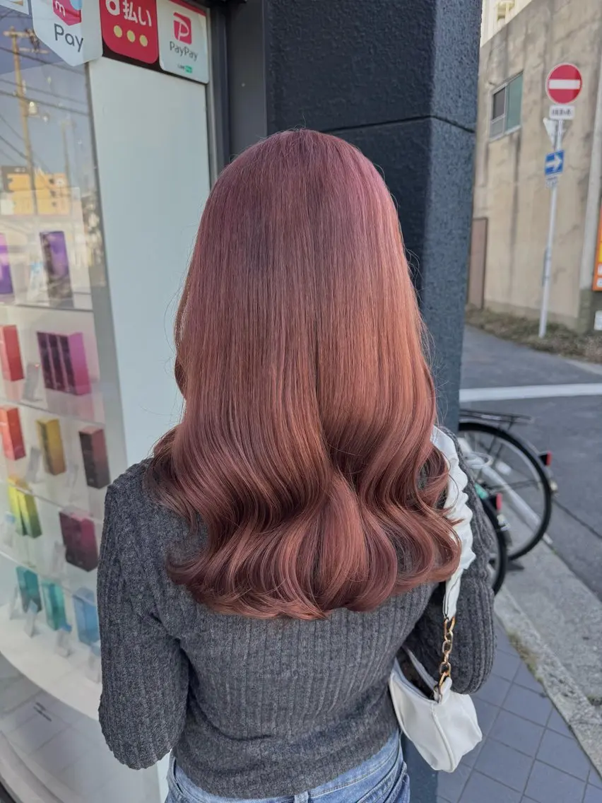 ミディアム 森 いずなのヘアスタイル