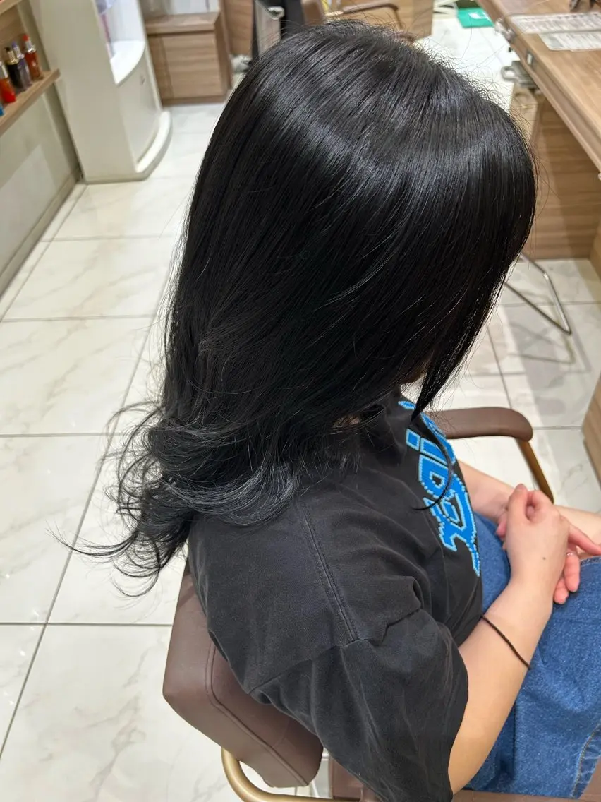 ロング パーマ 小平 悠人のヘアスタイル