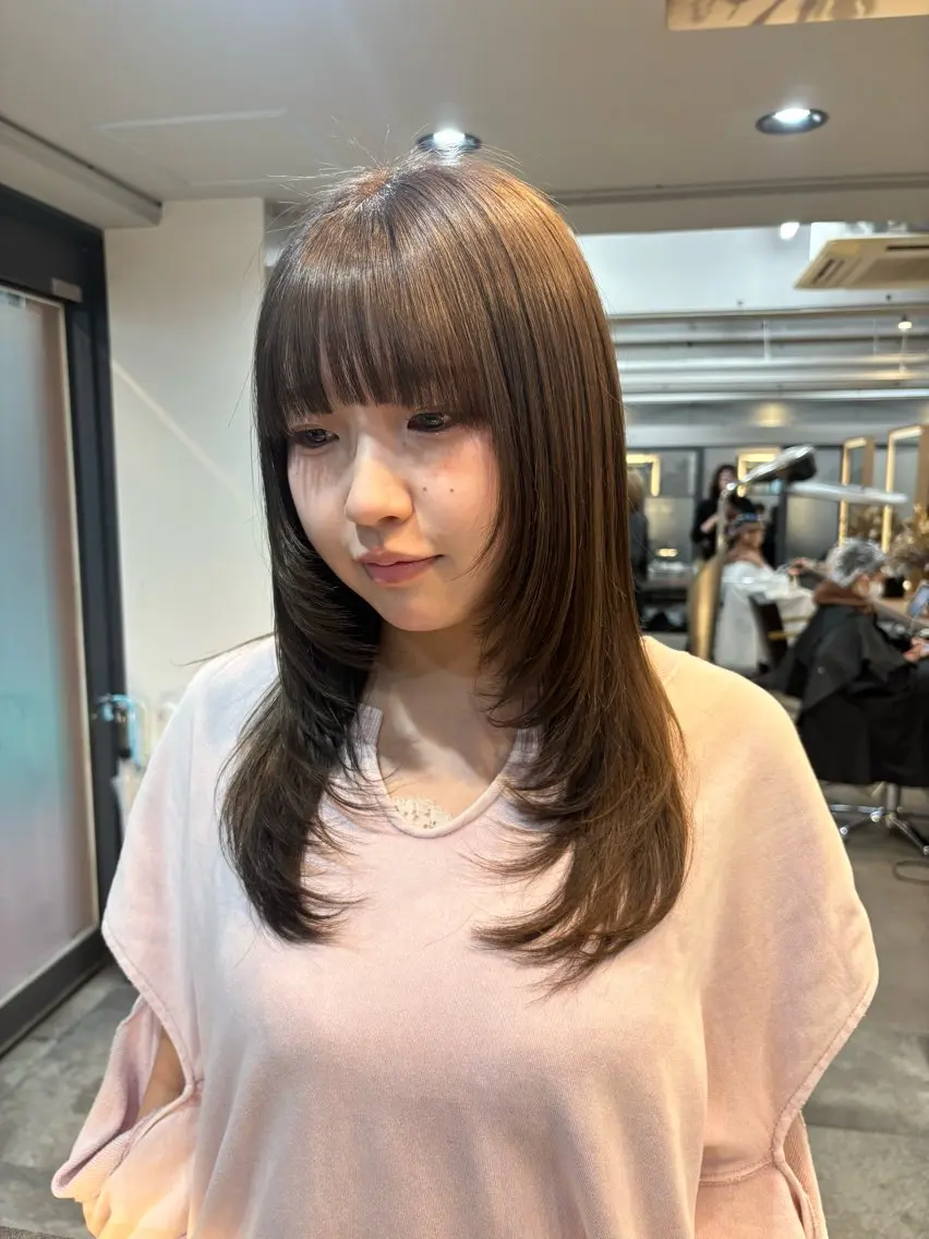 セミロング カット トリートメント レイヤー✂︎ぷつボブ 艶カラー🤍noaのヘアスタイル