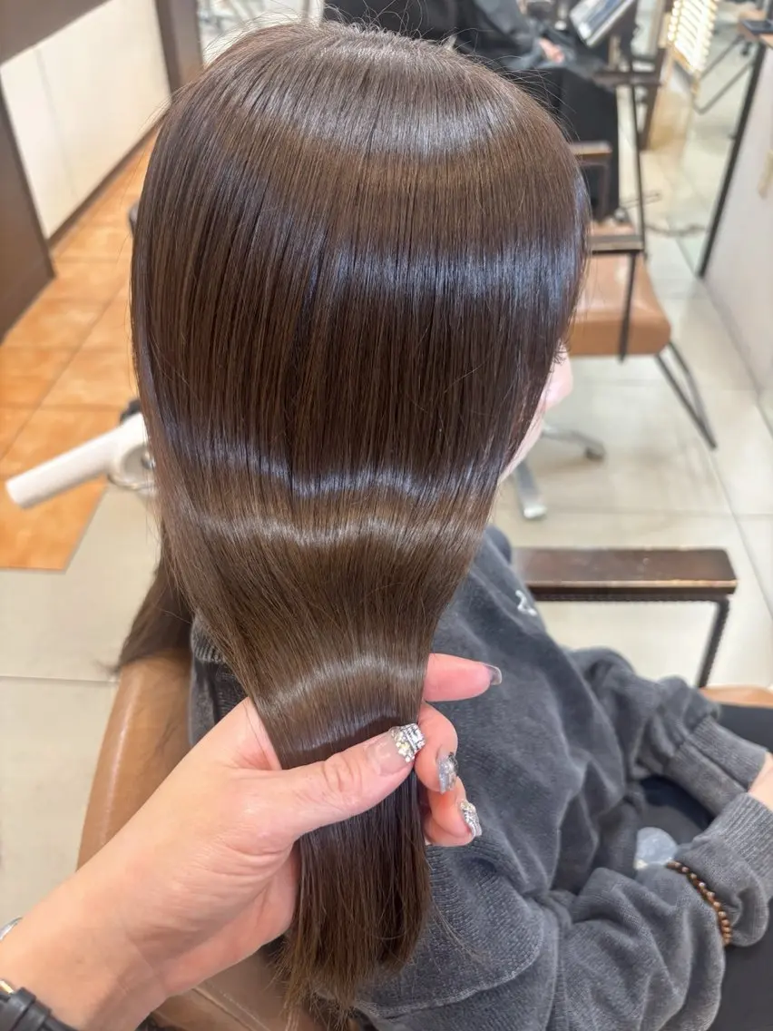セミロング カラー アッシュ アッシュブラウン ブラウンカラー 髪質改善 ヘアカラー トリートメント 頭皮×髪質改善 透明感カラー💎中村のヘアスタイル