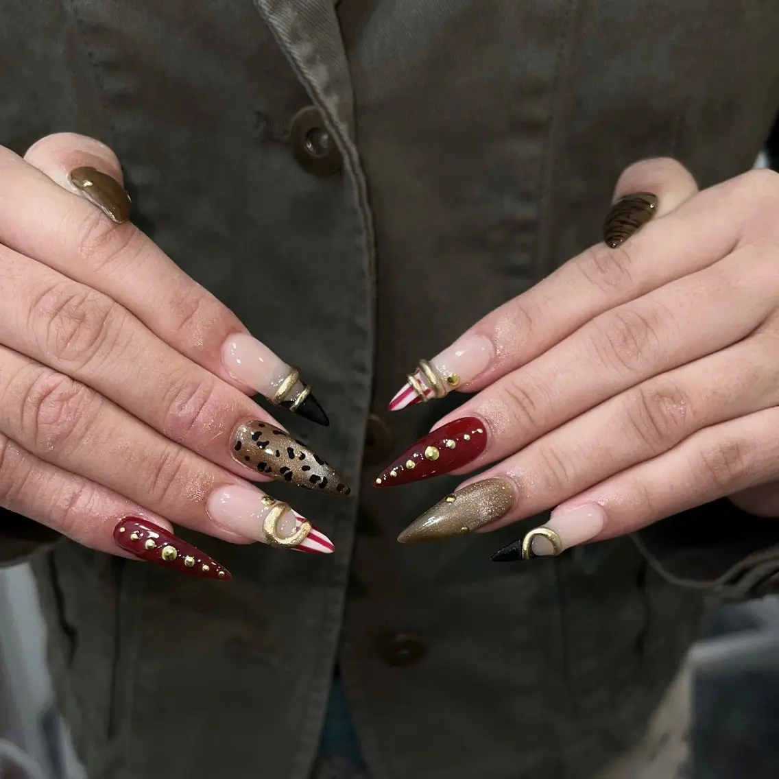 ネイル アートネイル オーロラネイル フレンチネイル ジェルネイル グラデーション ハンドネイル Sora nail 長さ出し専門店のネイルデザイン