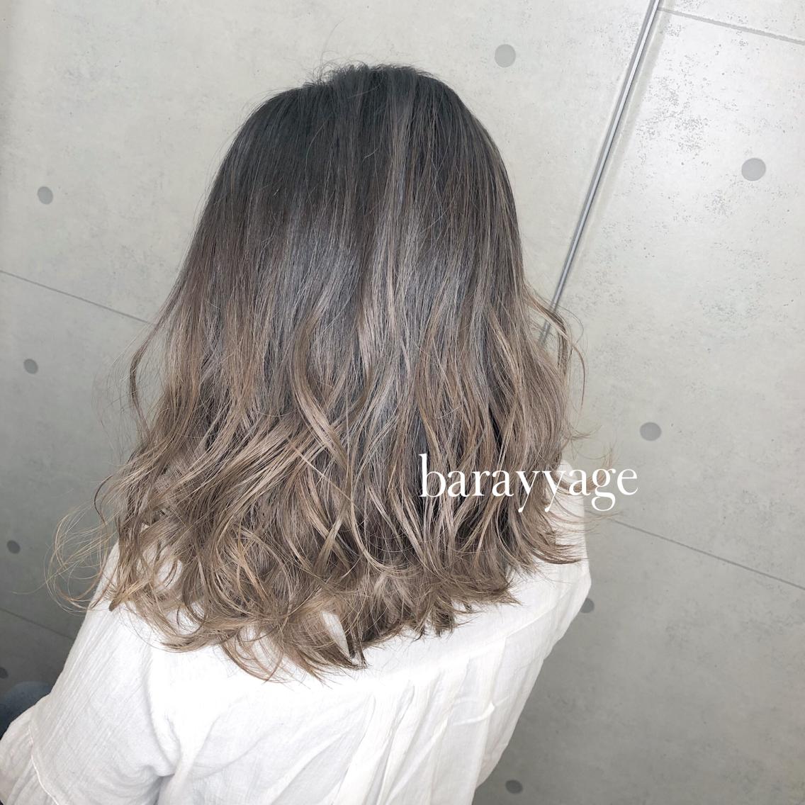 ミディアム 岸川 恭子のヘアスタイル