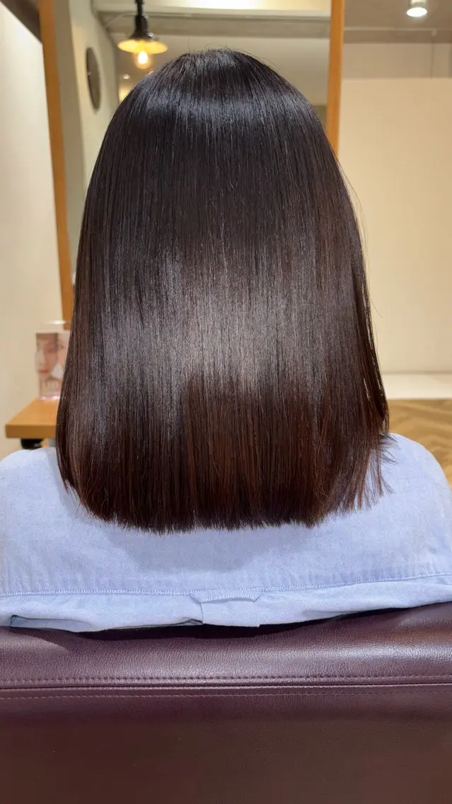 ミディアム 縮毛矯正 岩﨑 楓加のヘアスタイル