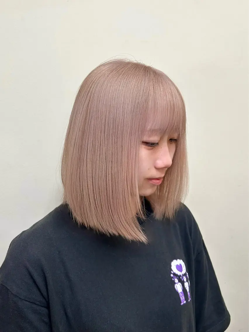 ミディアム カラー ヘアカラー 木藤 優杏のヘアスタイル
