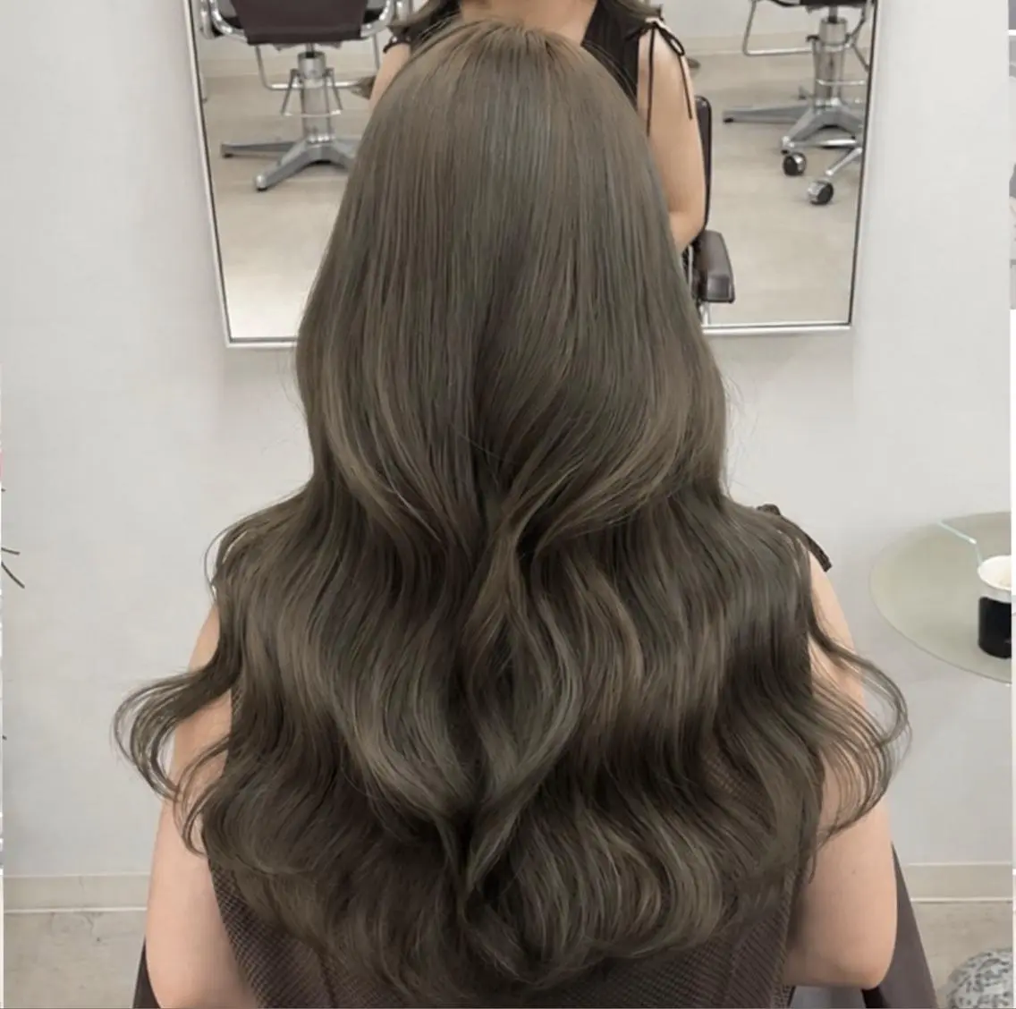 ロング カット ヘアカラー トリートメント number eluneのヘアスタイル