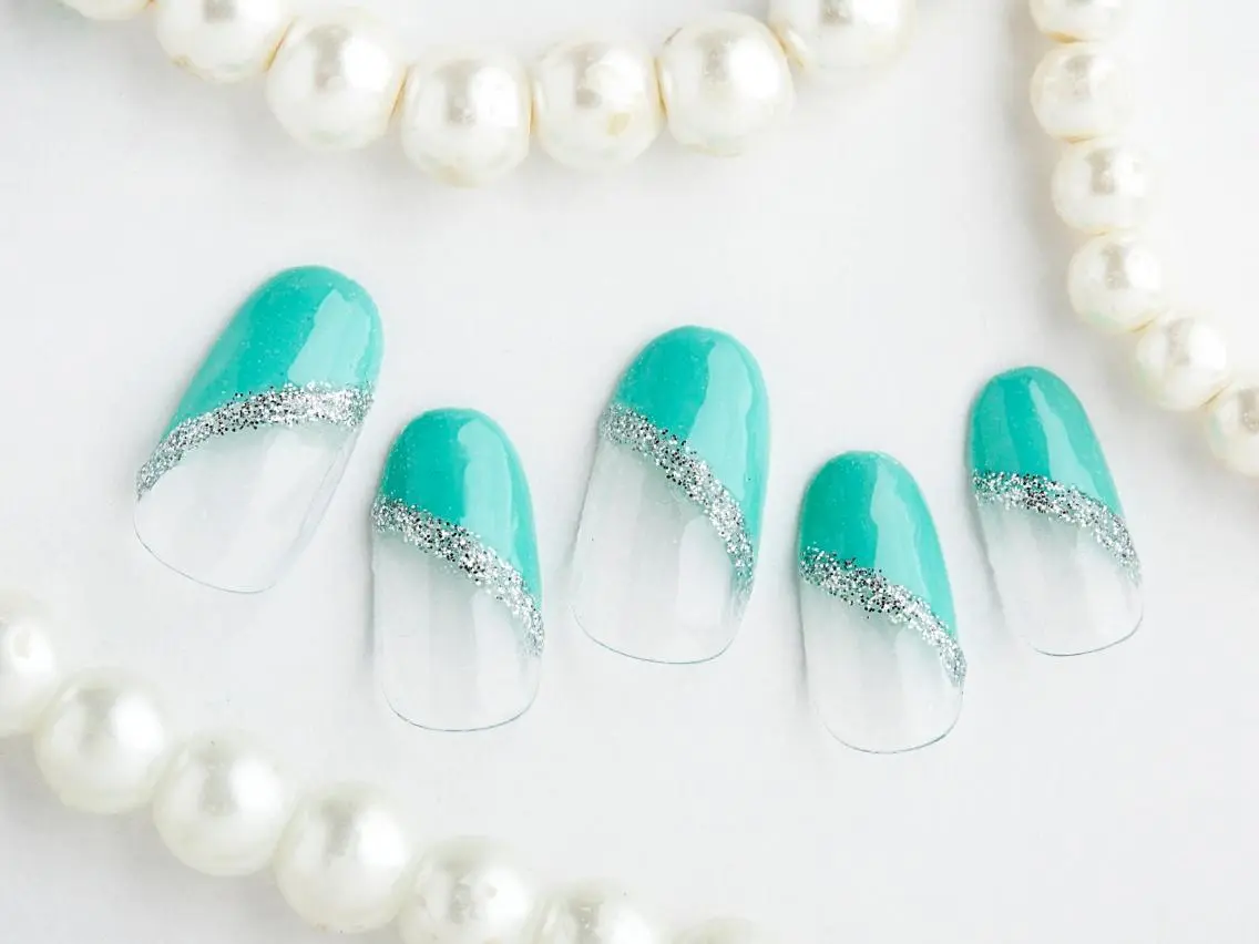 ネイル Tiary Nail Fのネイルデザイン