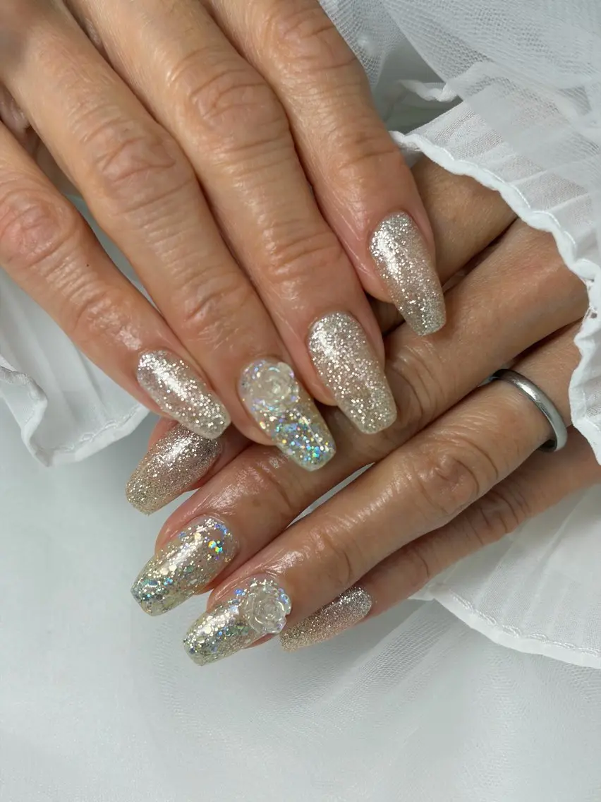 ネイル キラキラネイル ラメ(グリッター) 夏ネイル ハンドネイル iro+ nailのネイルデザイン