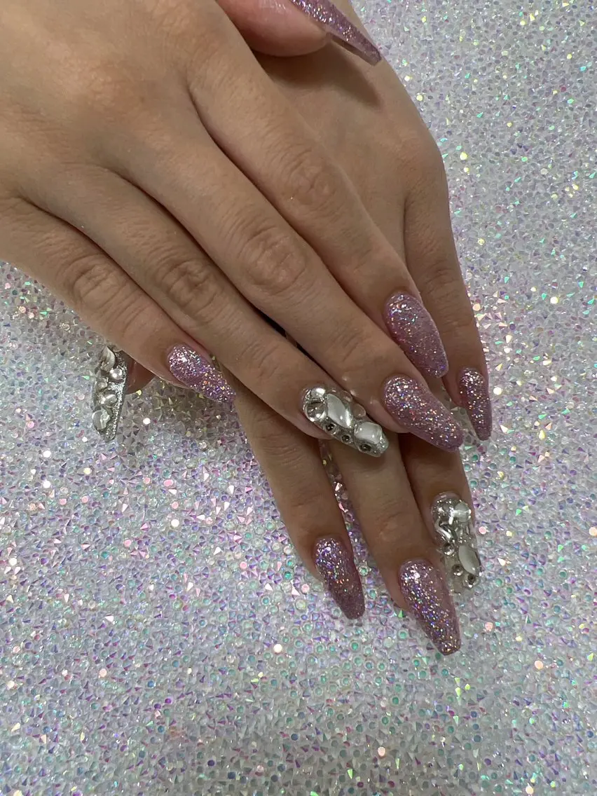 ネイル ロングネイル ストーンネイル coco nailのネイルデザイン