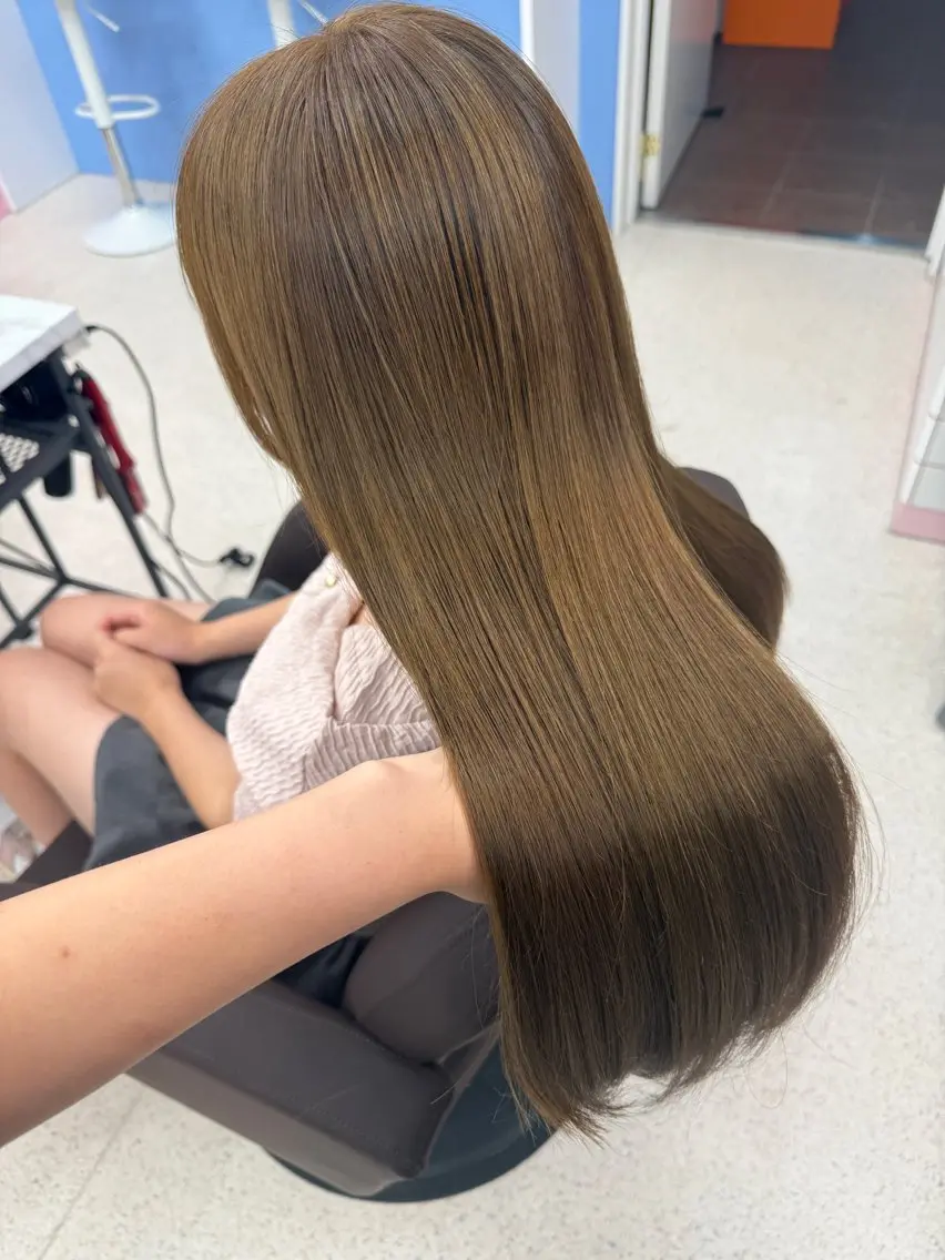 ロング カット ヘアカラー トリートメント 艶髪カラー Annaೀのヘアスタイル