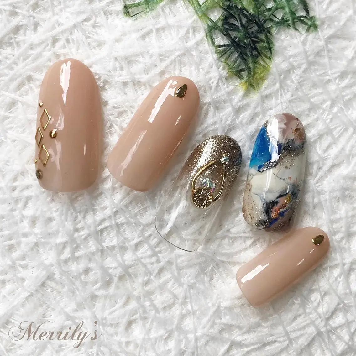 ネイル Merrily's Hagi Minaのネイルデザイン