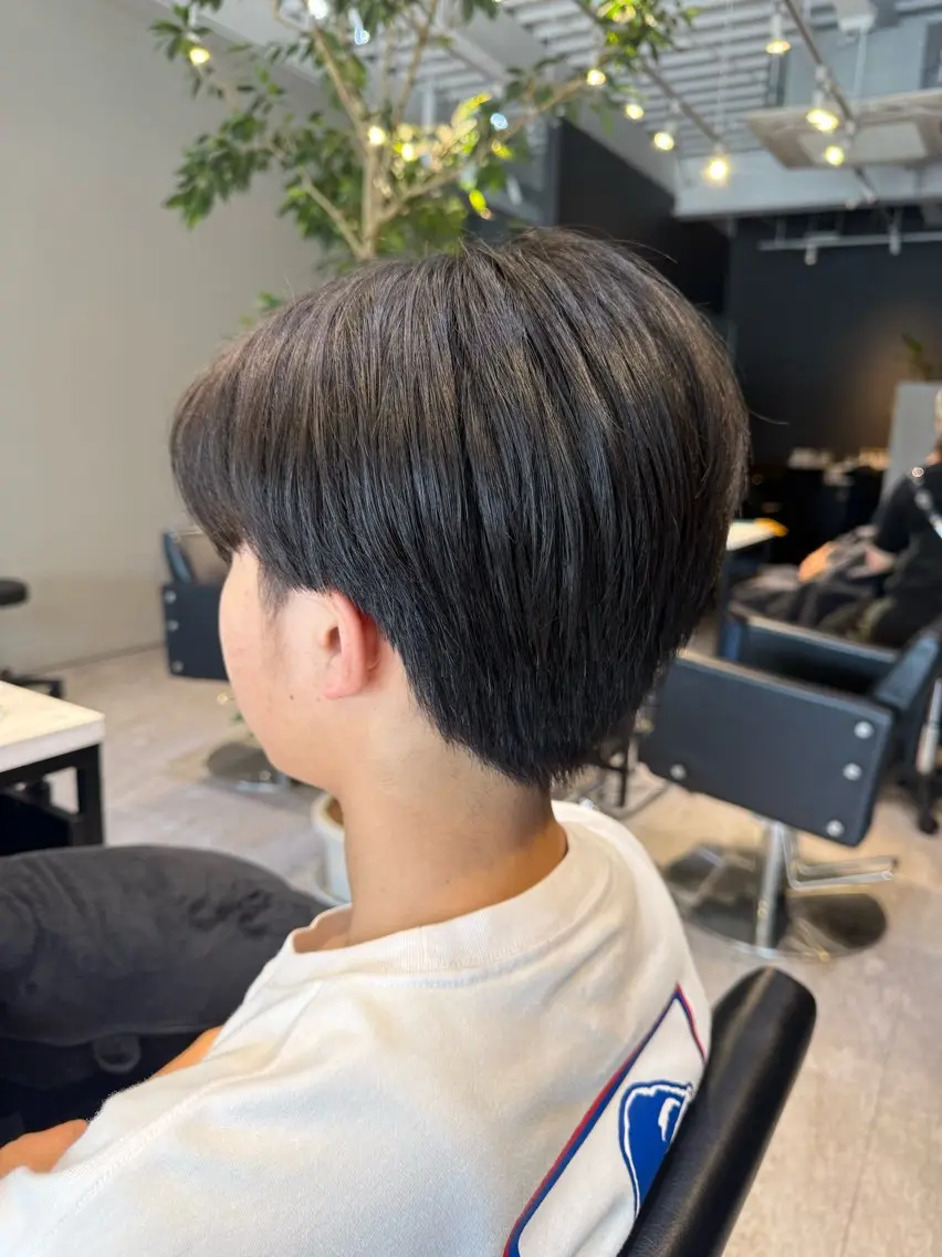 ショート メンズ 荒井 すずのヘアスタイル