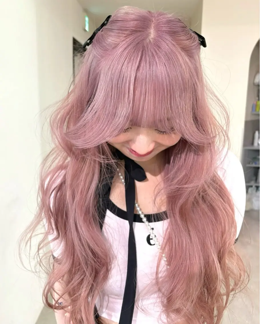 ロング カラー ブリーチ ブロンド ヘアカラー mizuki/ピンク ベージュ.レイヤーのヘアスタイル