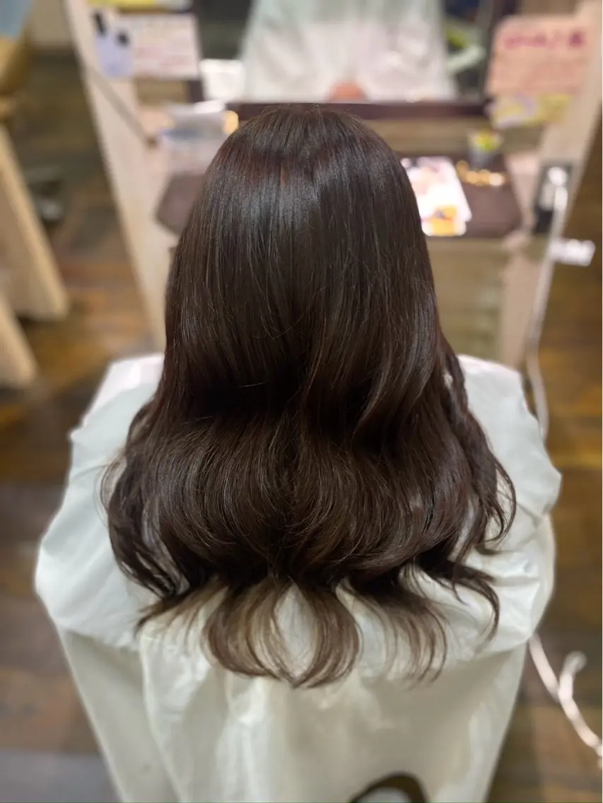 ロング カラー 前田 陽菜のヘアスタイル