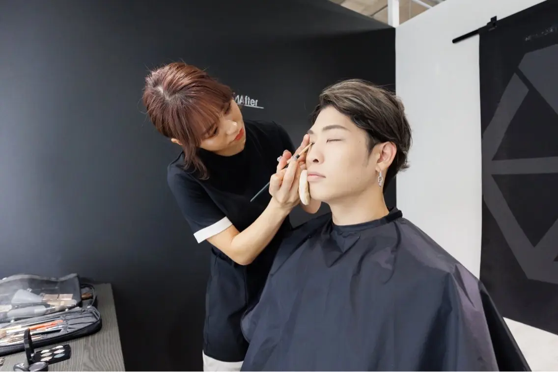 メンズ アイブロウ みさき きららのヘアスタイル
