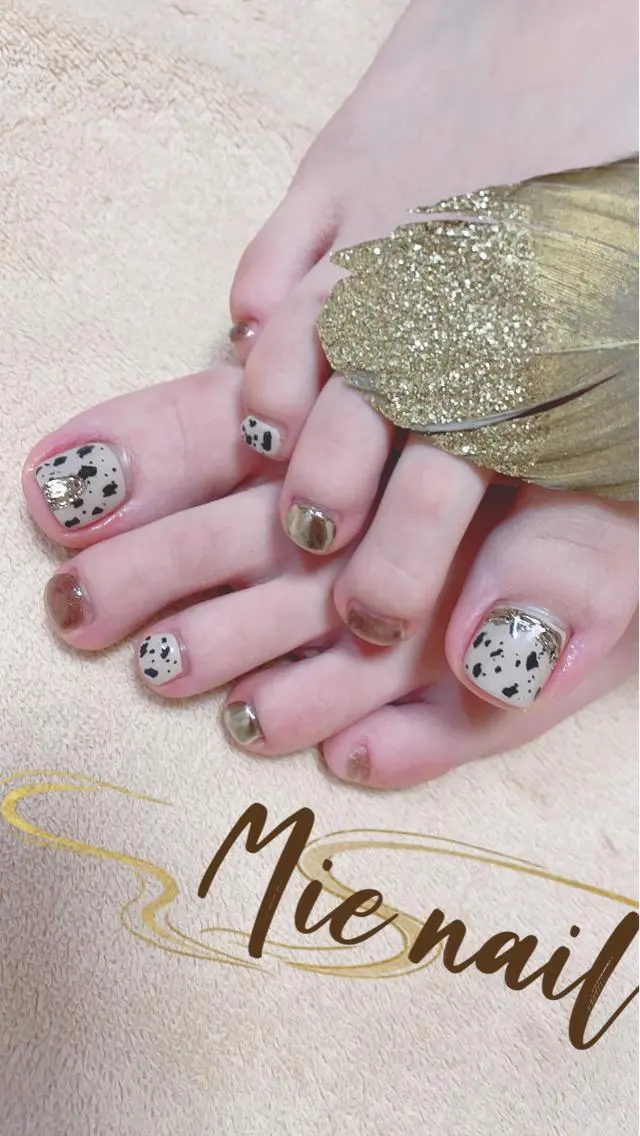 フット👣4本アート(持ち込みデザインは相談してください)の写真
