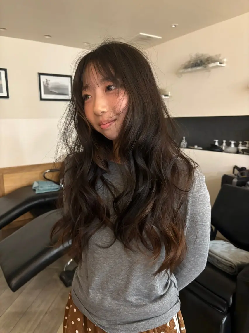 ロング 軽部 馨都のヘアスタイル