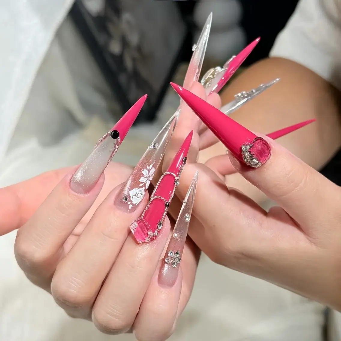 ネイル ハンドネイル Luna Gladeのネイルデザイン