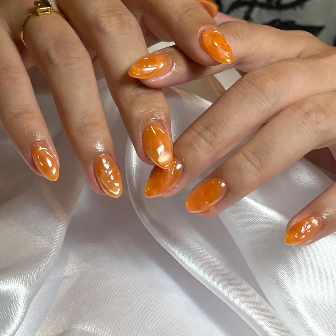 ネイル ミラーネイル ニュアンスネイル ハンドネイル yurika 🌷.*･ﾟのネイルデザイン